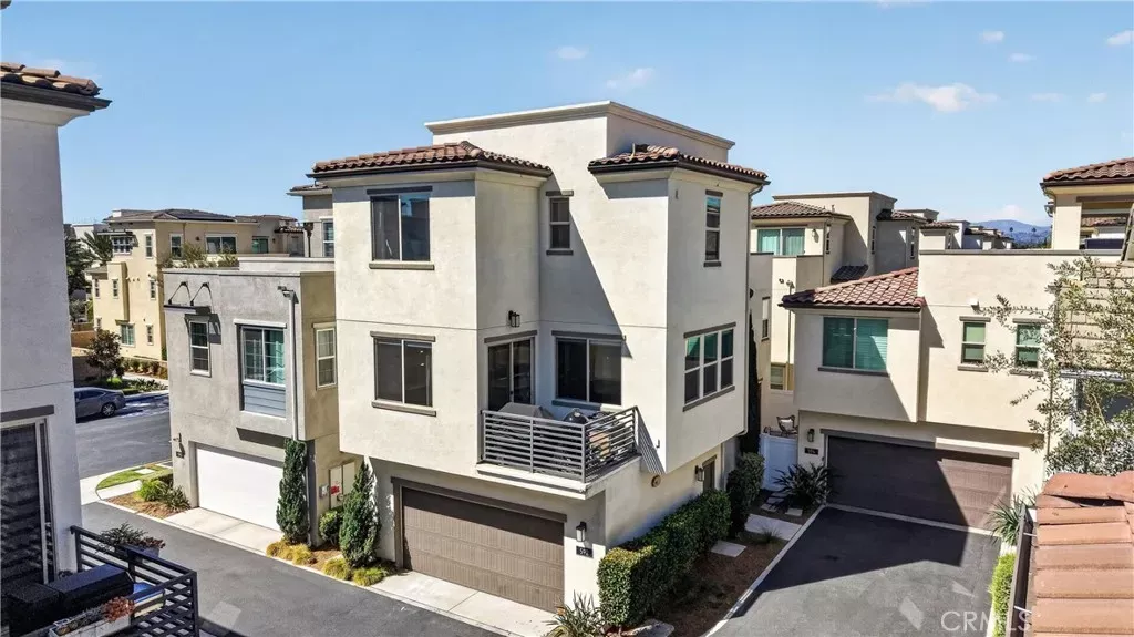 Property Photo: 592 S Motif CA 92805