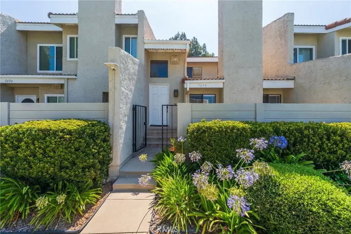 Property Photo:  5694 E Los Angeles  CA 93063 