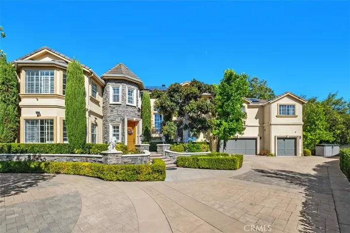 Property Photo:  40 Cambridge Court  CA 92679 