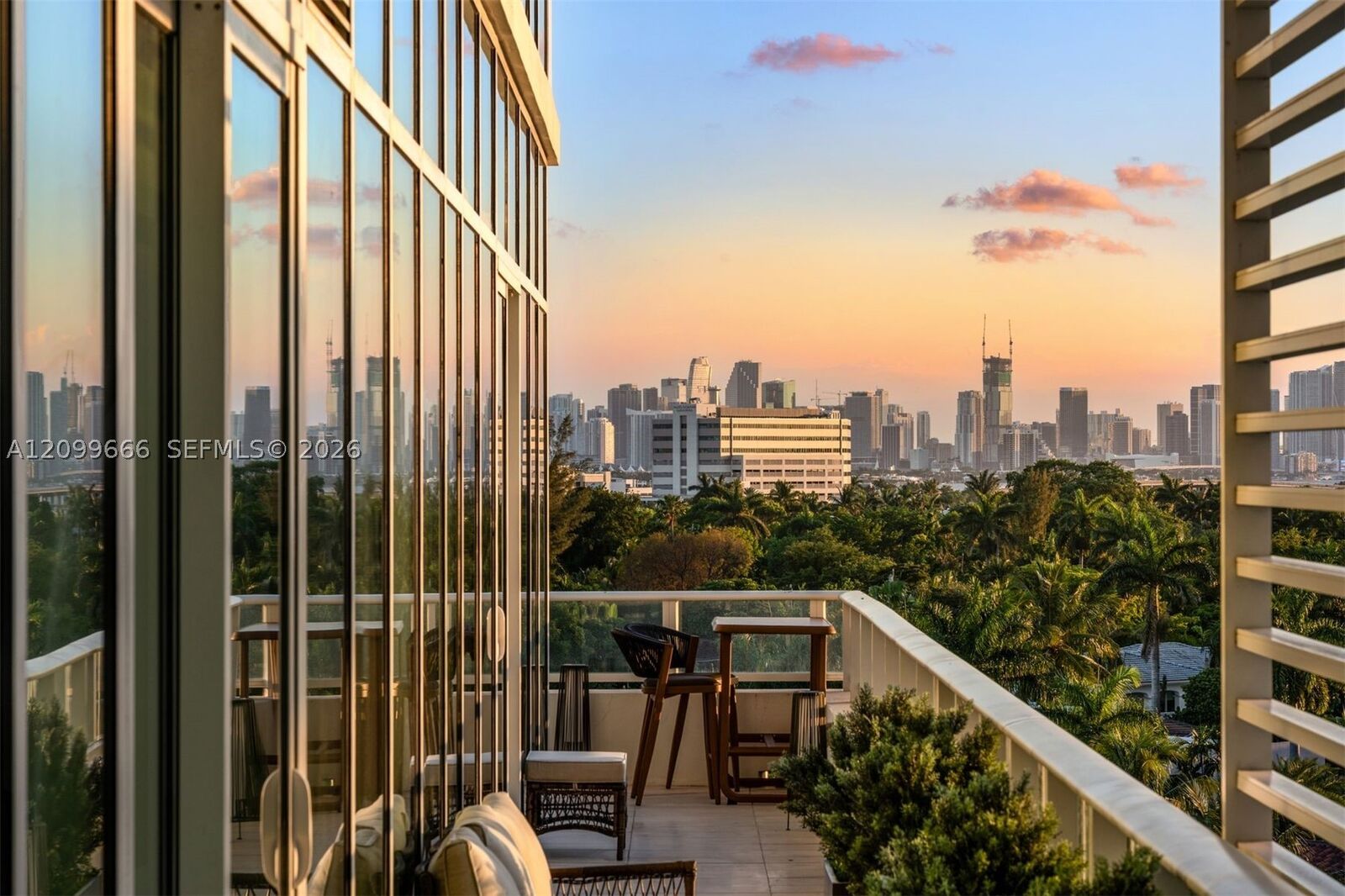 Property Photo:  4701 N Meridian Ave 512  FL 33140 