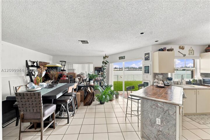 Property Photo: 762 NW 123rd Ct FL 33182