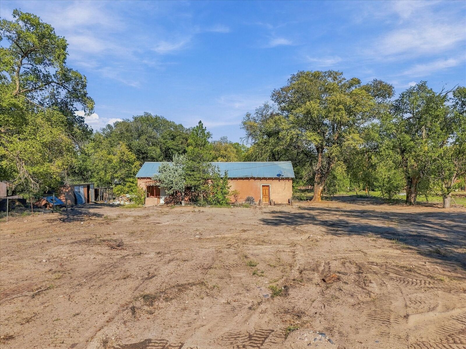 Property Photo:  604 County Road 1  NM 87537 