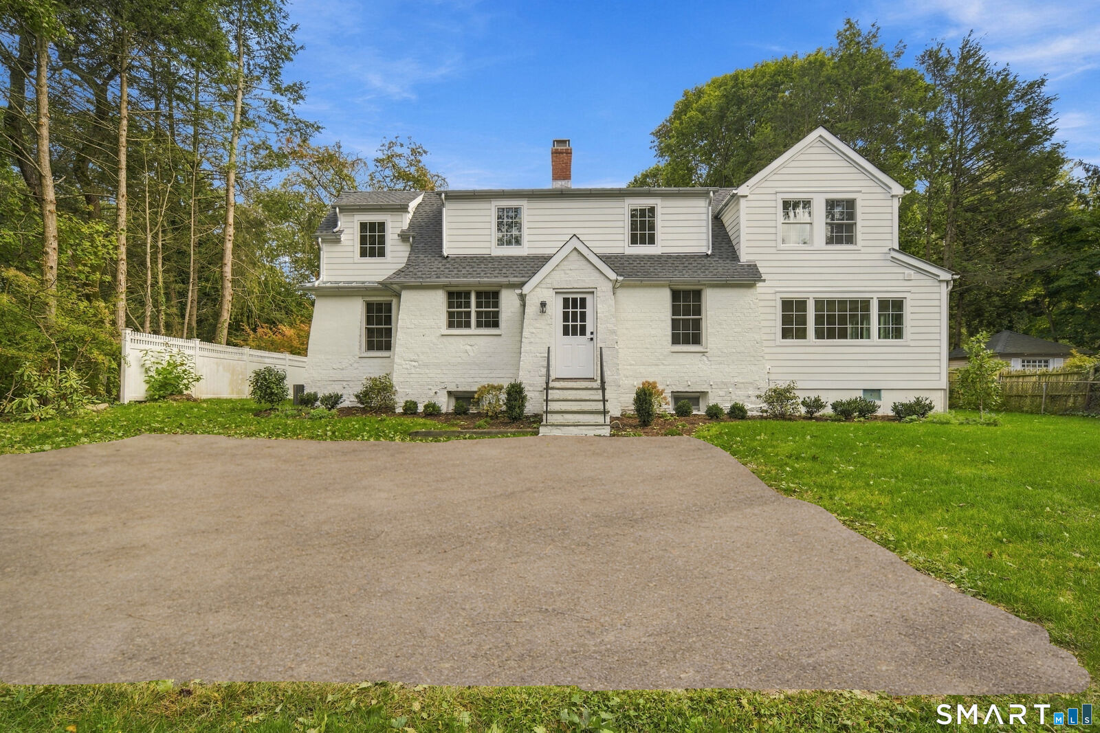 Property Photo: 102 Newtown Turnpike CT 06880