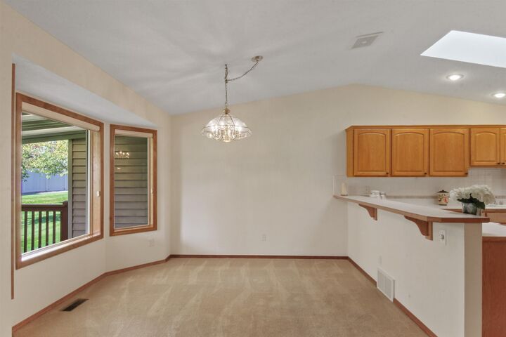 Property Photo: 1910 S Century Ln WA 99037
