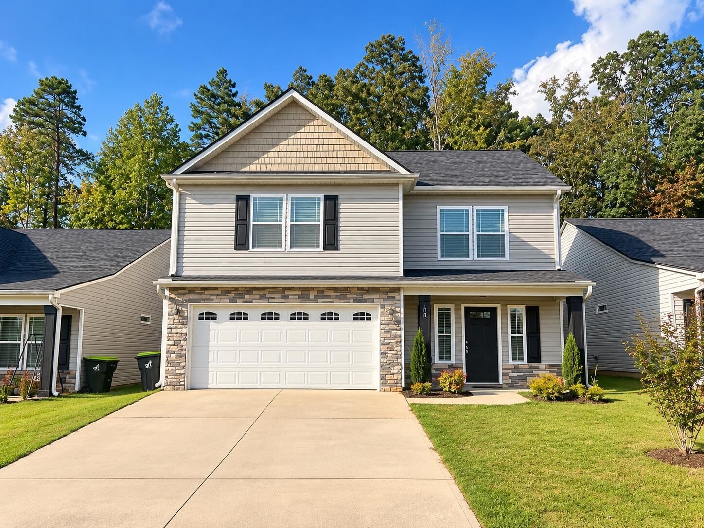 Property Photo:  418 Bud Farmer Place  SC 29349 