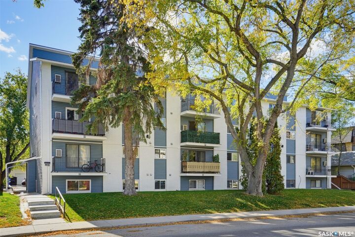Property Photo:  720 8th Street E 104  SK S7H 0R3 