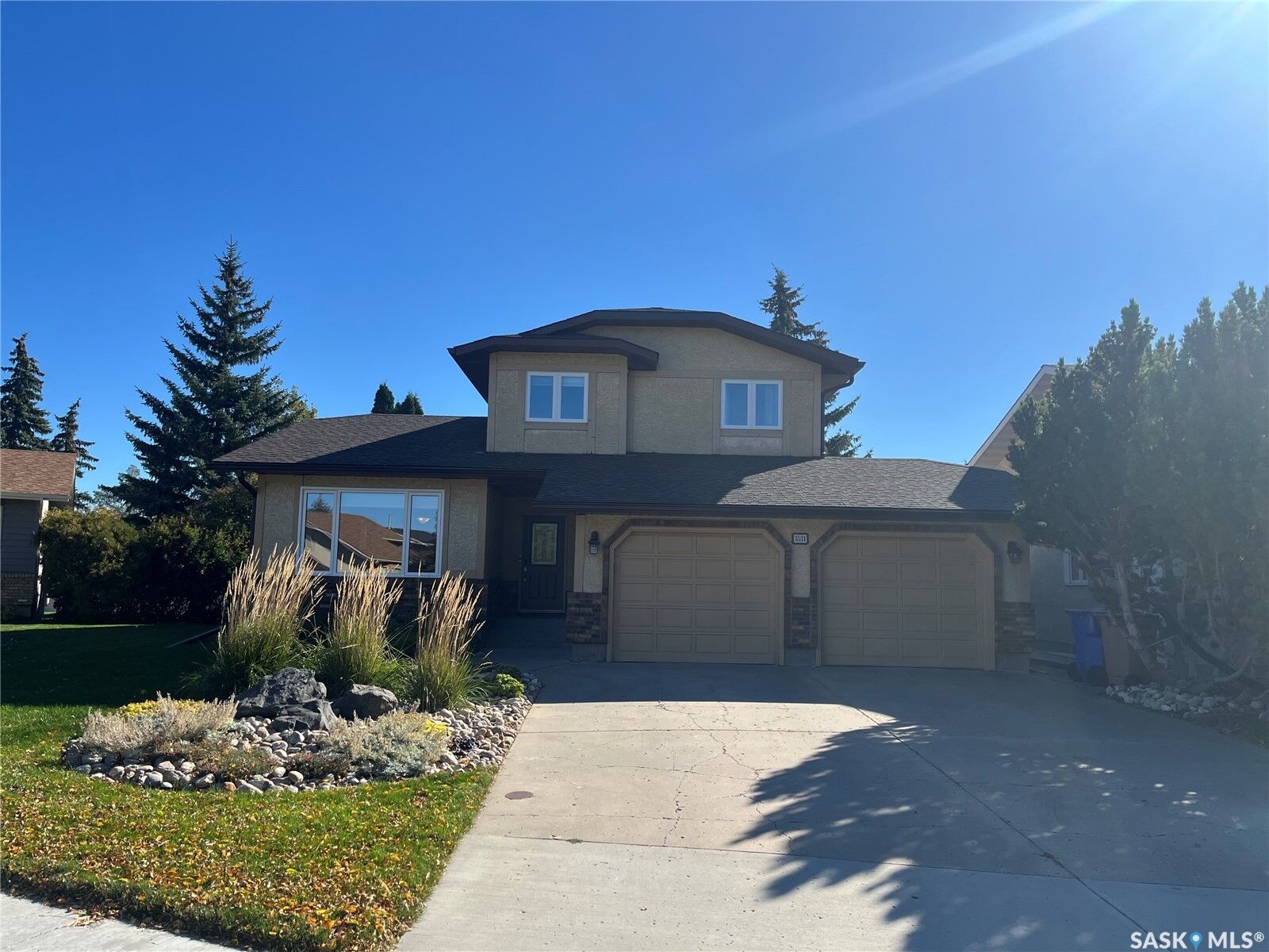 Property Photo:  3531 Pederson Crescent  SK S4V 2A6 