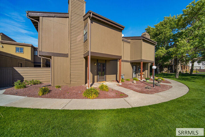 Property Photo:  1405 Presto Street 6  ID 83402 