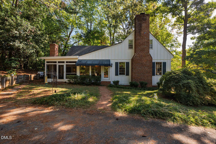 Property Photo: 3008 Woodgreen Drive NC 27607