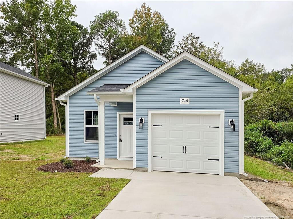 Property Photo: 744 Chapel Hill Road NC 28390