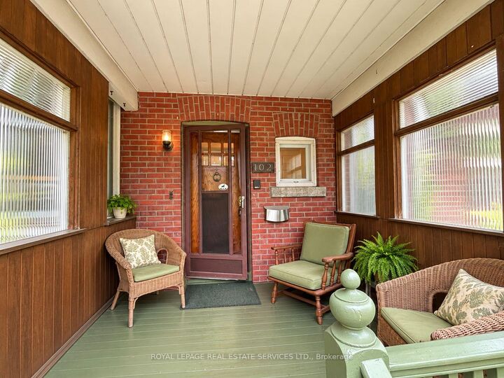 Property Photo:  102 Westminster Avenue 2  ON M6R 1N4 