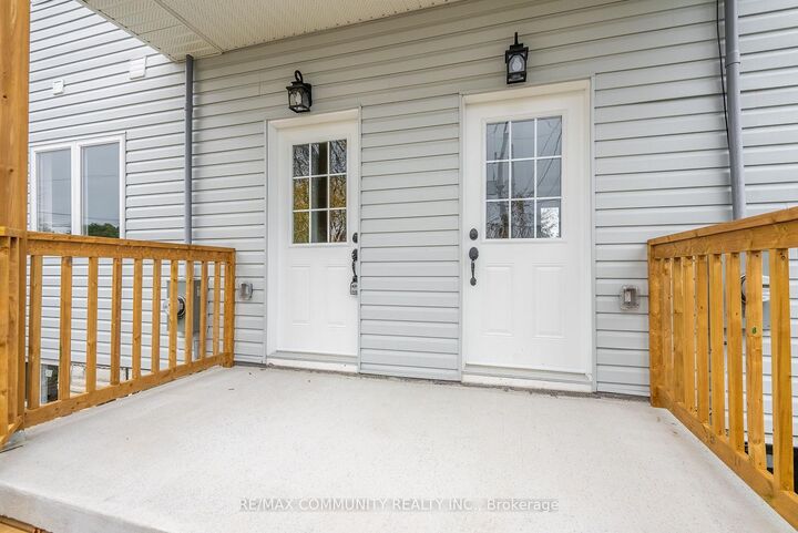 Property Photo:  170 Bruton Street  ON L1A 1V7 