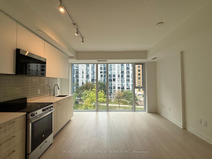Property Photo:  65 Mutual Street 408  ON M5B 0E5 