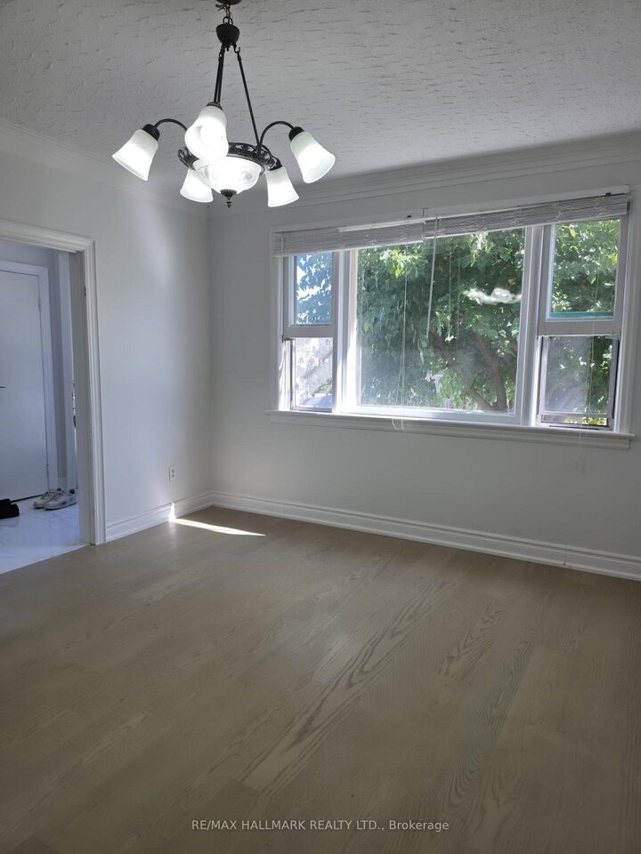 Property Photo:  980 Glen Street  ON L1J 3V1 