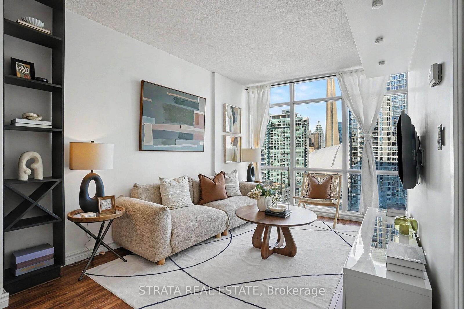 Property Photo:  15 Fort York Boulevard 2708  ON M5V 3Y4 
