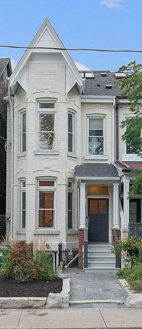 Property Photo:  68 Montrose Avenue  ON M6J 2T7 