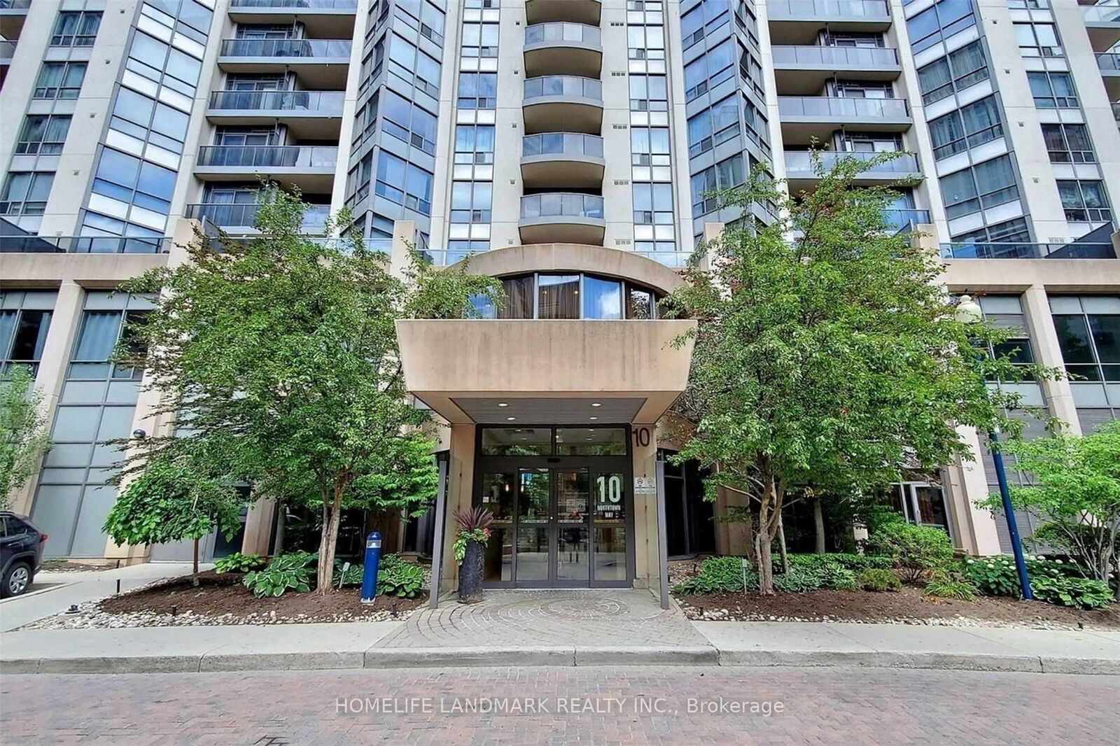 Property Photo:  10 Northtown Way 501  ON M2N 7L4 