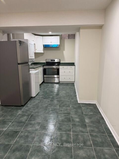 Property Photo:  584 Doubletree Lane Bsmt  ON L3X 2K6 