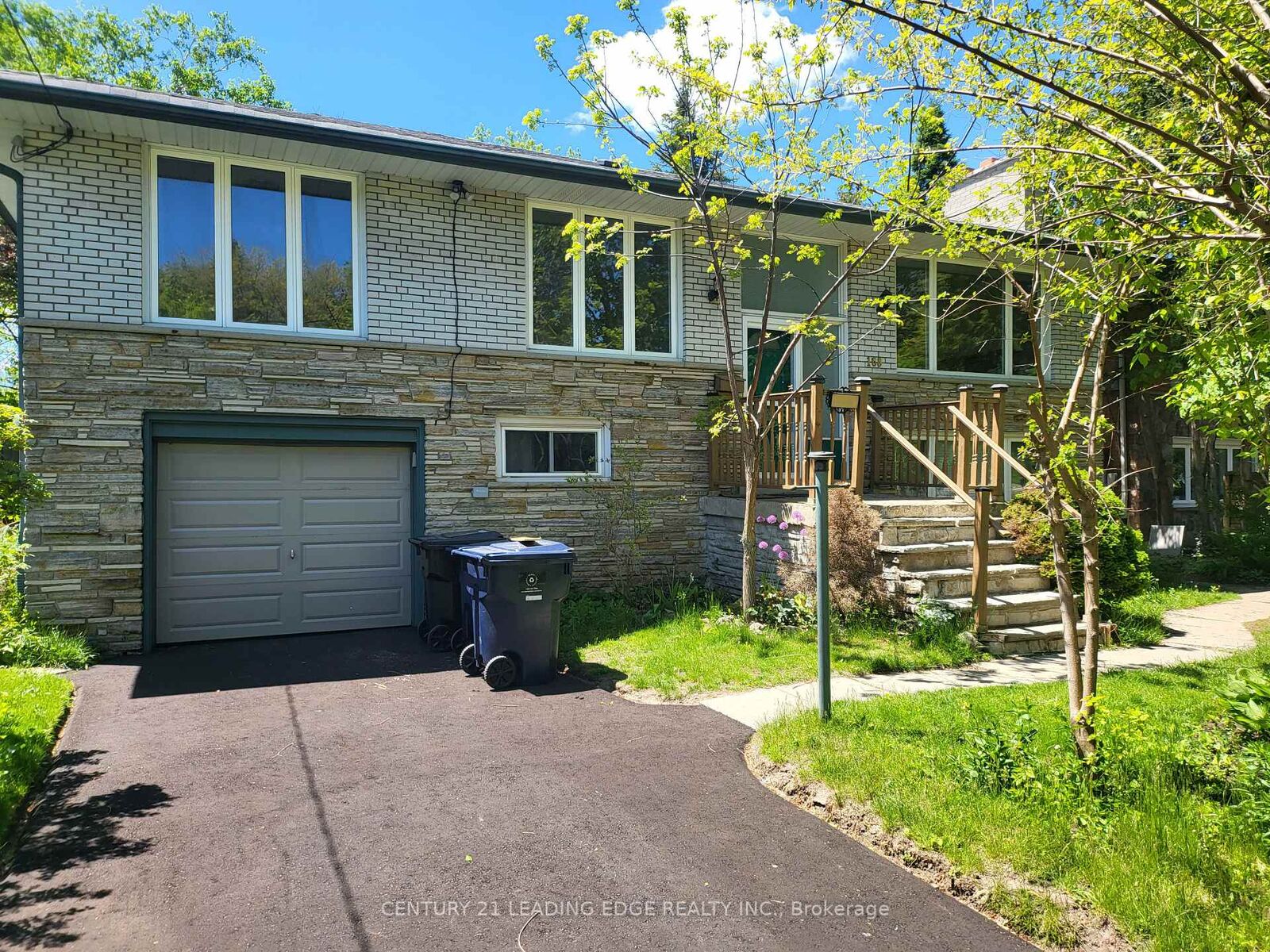Property Photo:  168 Meadowvale Road Lower Level  ON M1C 3E3 
