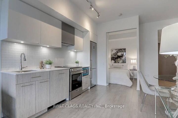 Property Photo:  251 Jarvis Street 408  ON M5B 0C3 