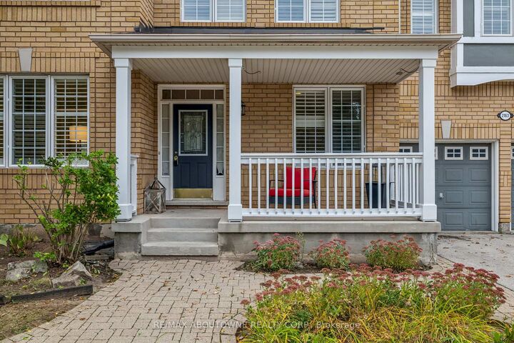 Property Photo:  2163 Blackforest Crescent  ON L6M 4T7 