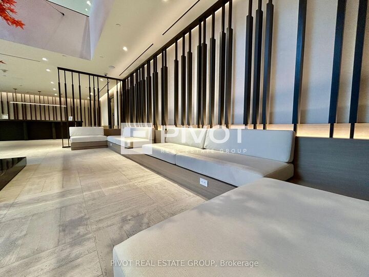 Property Photo:  4015 The Exchange Street 4403  ON L5B 0N9 