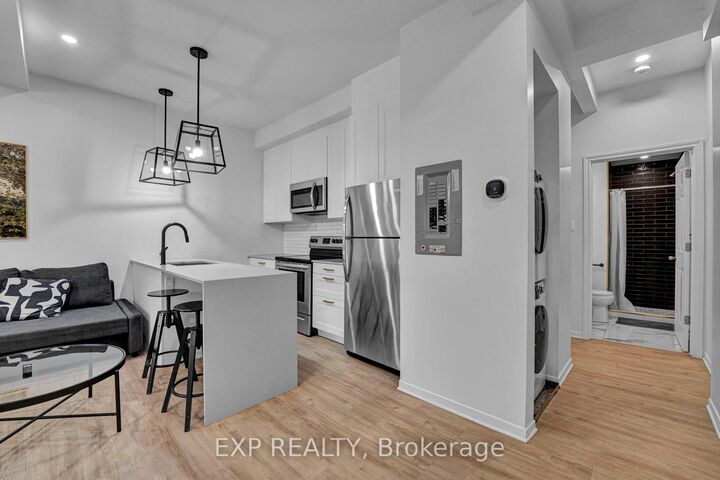 Property Photo:  327 Catherine Street 2  ON K1R 5T4 