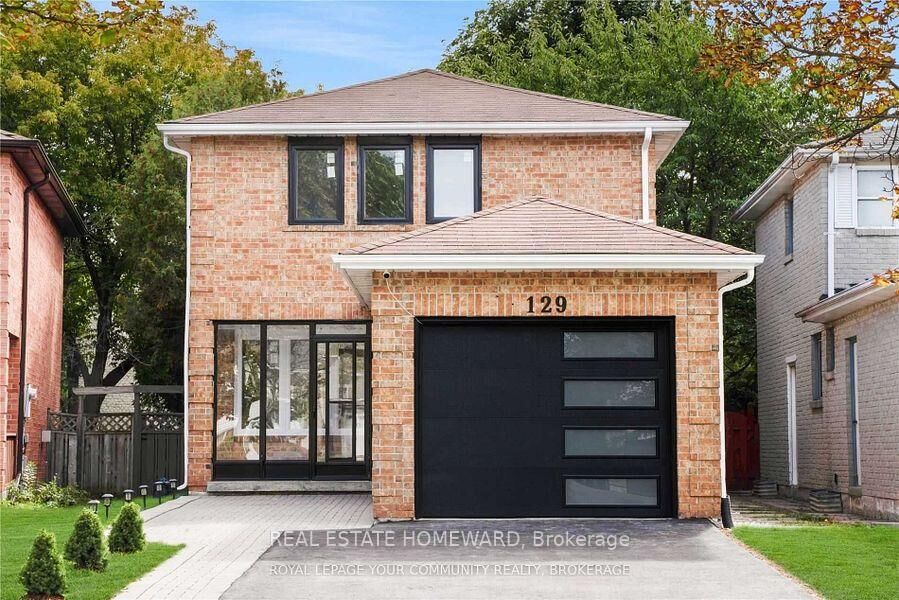 Property Photo:  129 Castle Rock Drive Main  ON L4C 6A1 