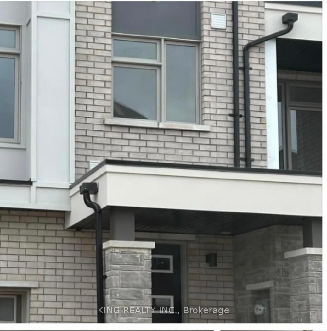 Property Photo: 210 Keppel Circle ON L7A 0B6
