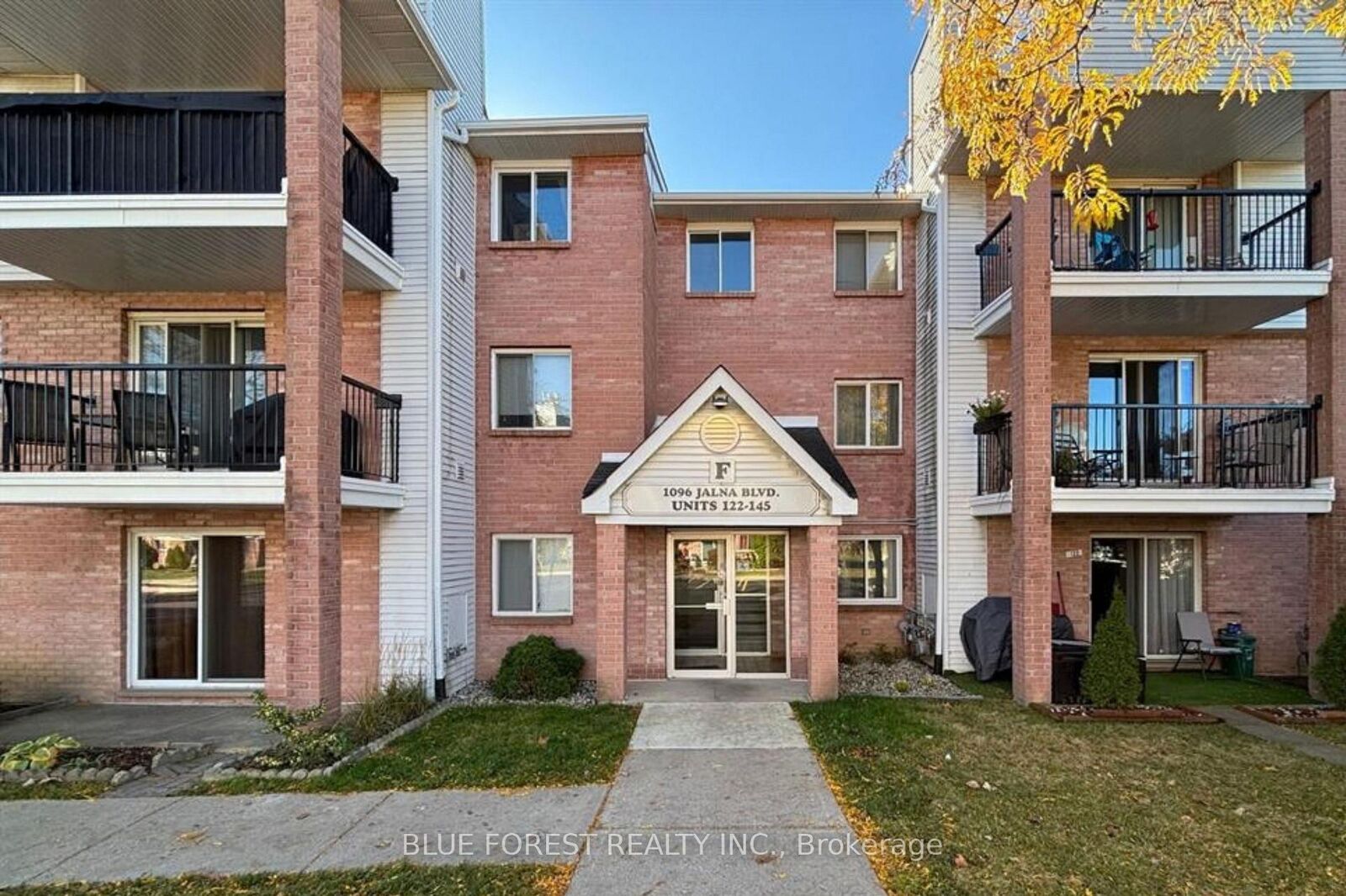 Property Photo:  1096 Jalna Boulevard 141  ON N6E 3B8 