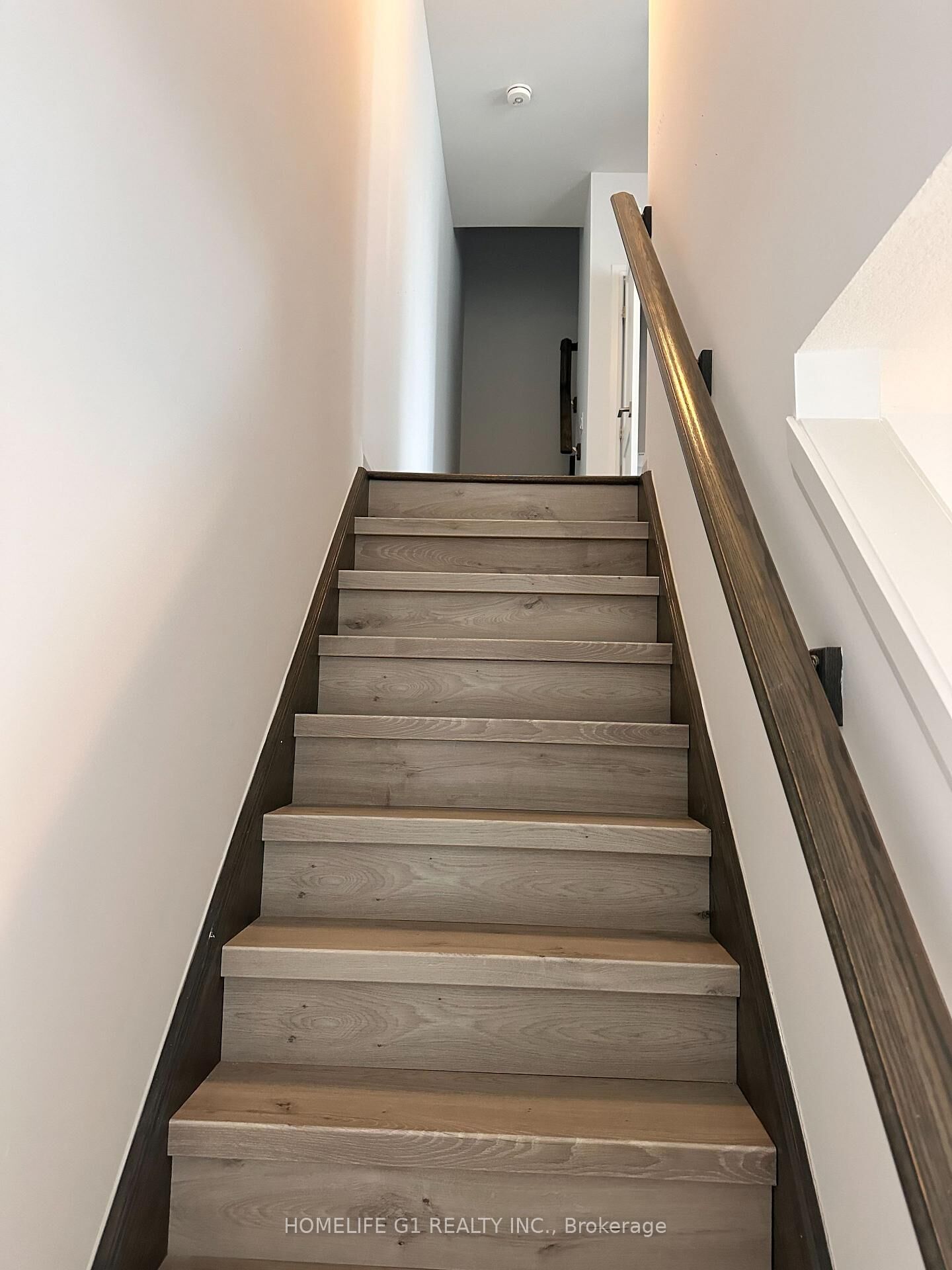 Property Photo:  30 Times Square Boulevard  ON L8J 0L8 