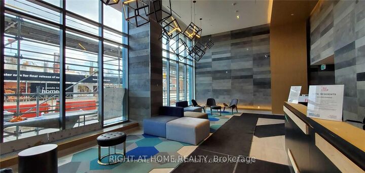 Property Photo:  120 Parliament Street 8  ON M5A 0N6 