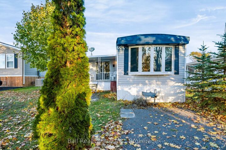 Property Photo:  15 McGregor Central Drive  ON K0L 2G0 