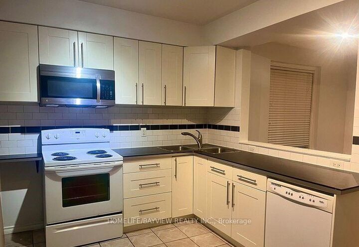 Property Photo:  37 Sellers (Main Floor) Avenue  ON M6E 3T4 