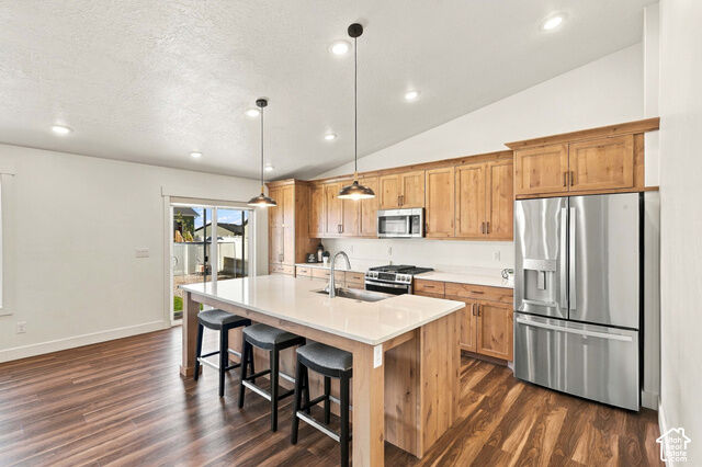 Property Photo: 694 W Jedediah Way S UT 84029