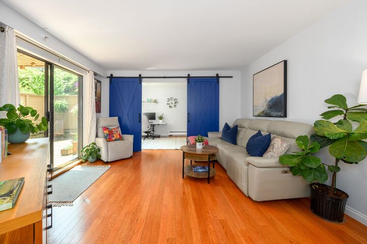 Property Photo:  1500 Pendrell Street 104  BC V6G 3A5 