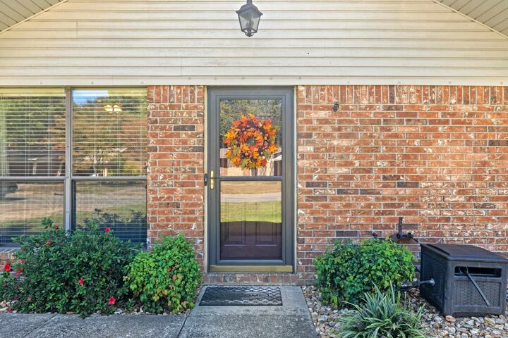 Property Photo:  9 Pebble Brook  AR 72034 