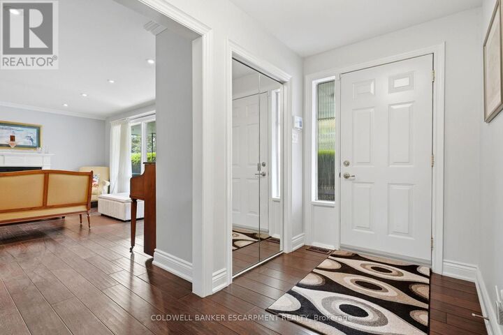Property Photo:  20 Princess Anne Drive  ON L7G 2B9 