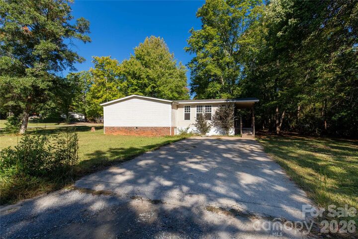 Property Photo:  1201 Shiloh Drive  SC 29720 