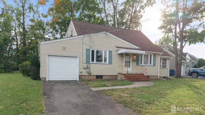 Property Photo:  37 Leeds Drive  NJ 07080 