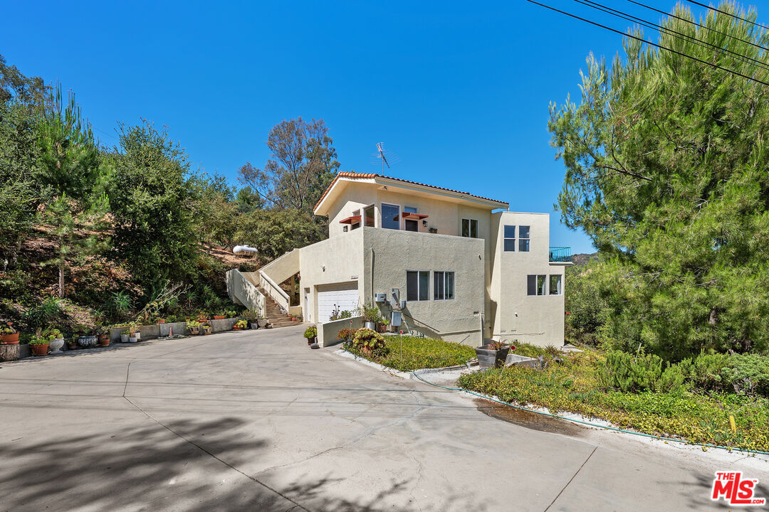 Property Photo:  20609 Callon Dr  CA 90290 
