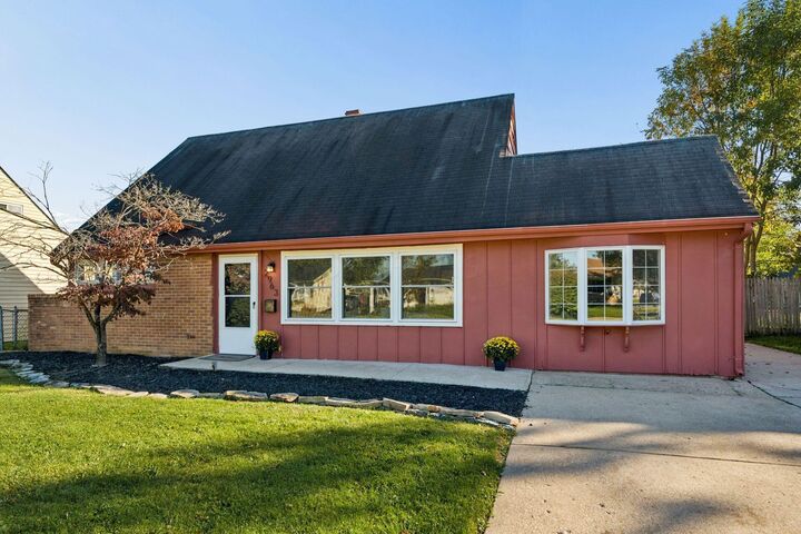 Property Photo:  2963 Louise Avenue  OH 43123 