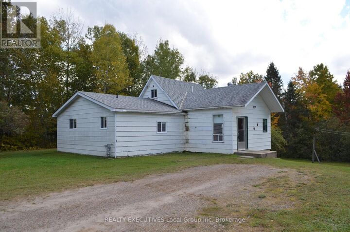 Property Photo:  2 Mill Street  ON P0A 1Z0 