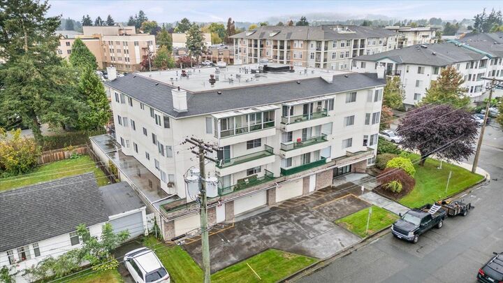 Property Photo:  45604 Brett Avenue 205  BC V2P 1N9 