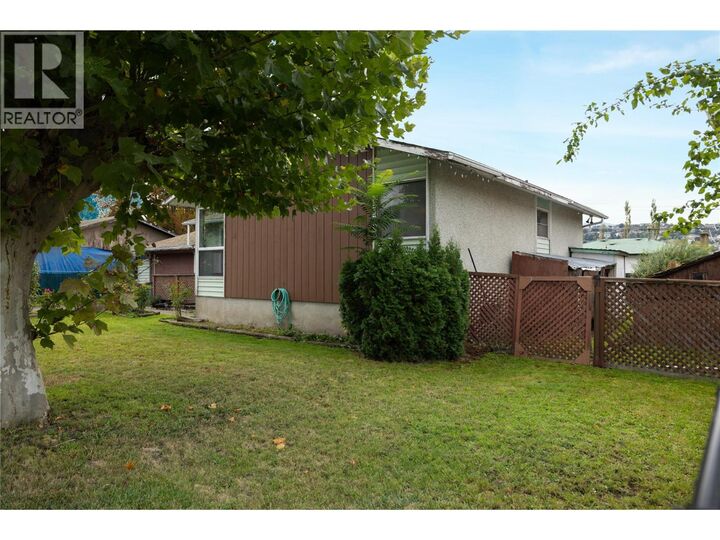 Property Photo:  4204 27 Avenue  BC V1T 1T1 
