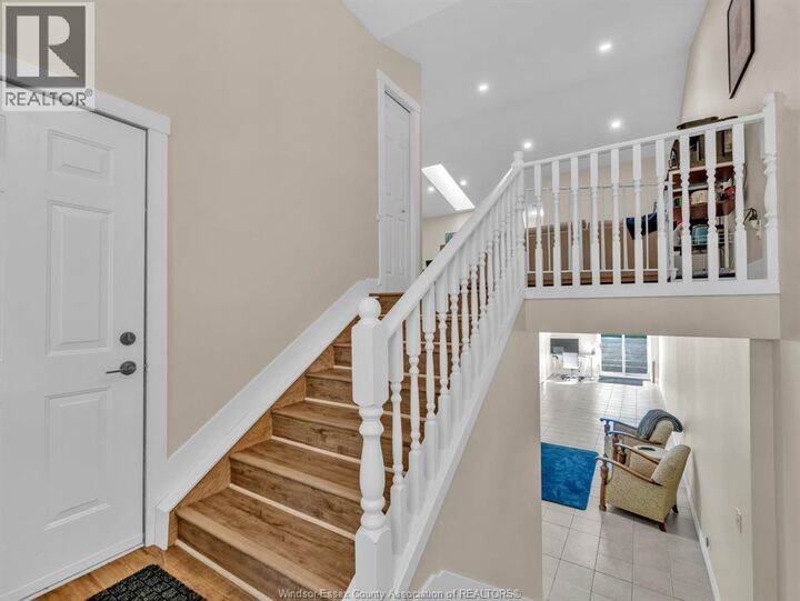 Property Photo:  33 Tofflemire Street  ON N9V 4E3 