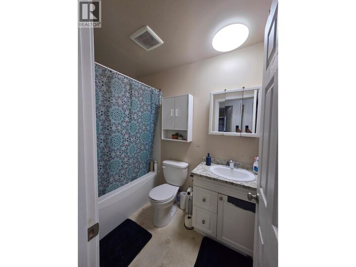 Property Photo:  2607 Pear Street 1203  BC V8G 4V5 