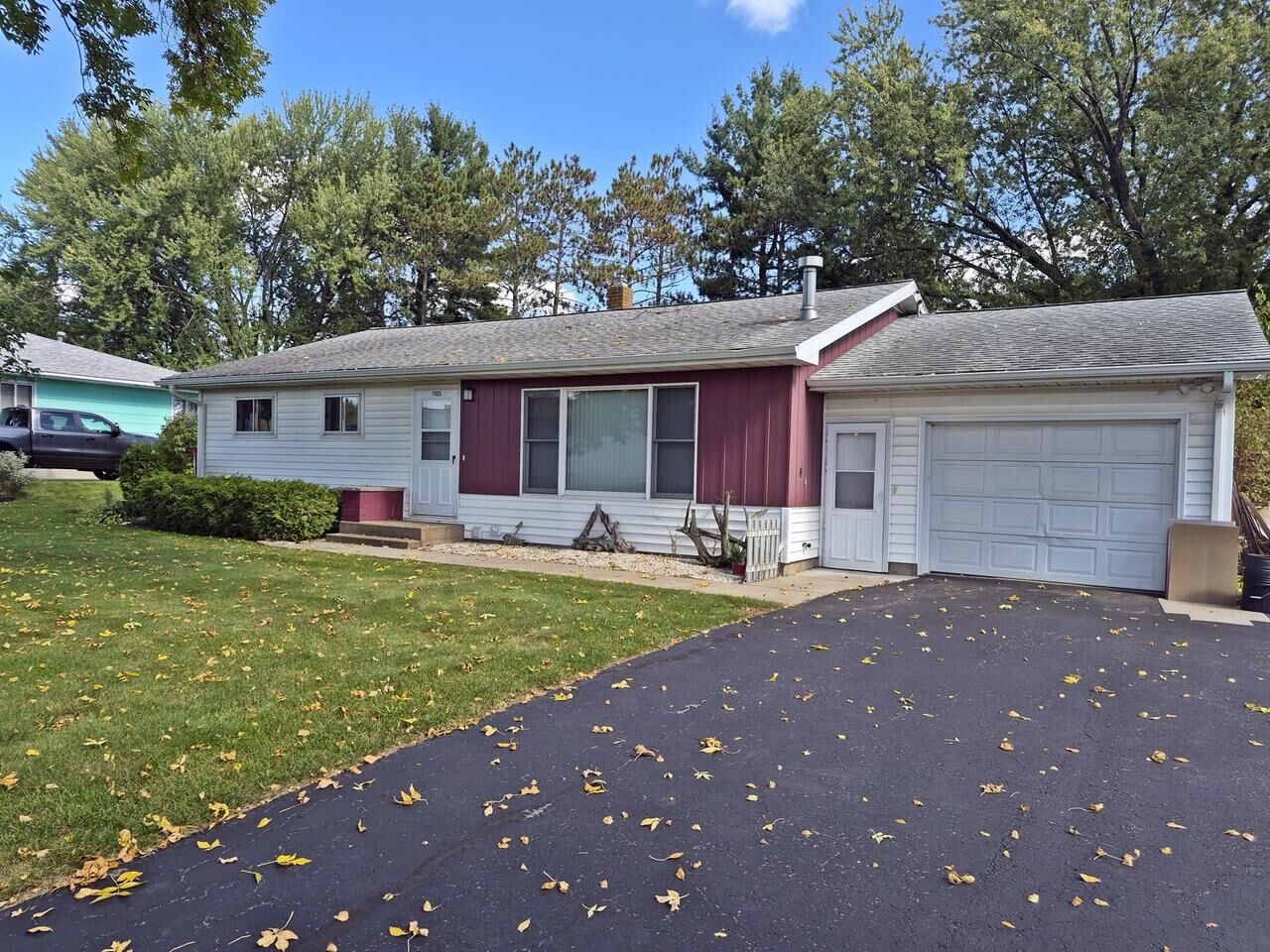 Property Photo:  1705 N Peach Avenue  WI 54449 
