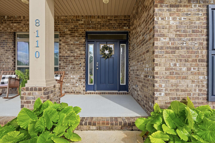 Property Photo:  8110 Stream Ridge Road  FL 32526 