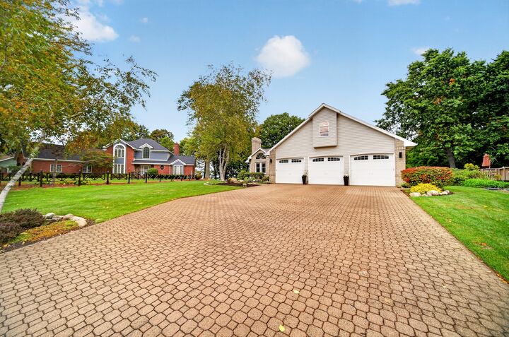Property Photo:  119 Fox Hollow Lane  PA 16511 
